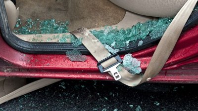 Шофьор катастрофира на автомагистрала Хемус в района на разклона за