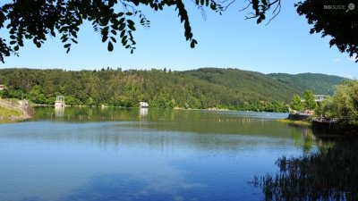 Сигнализират ЕК за замърсяване на Панчаревското езеро