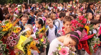 Тръгва битката за 12 000 първолаци