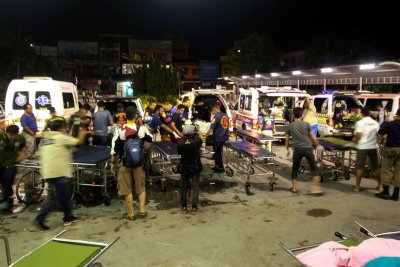 Най-малко 15 загинали при стрелба в Тайланд