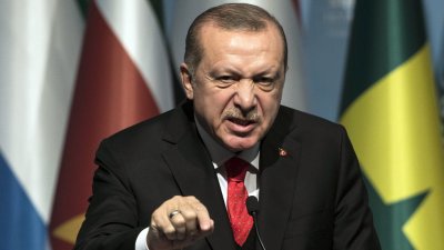 Ердоган посети границата със Сирия