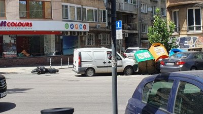 Моторист пострада при катастрофа в центъра София Инцидентът е станал преди
