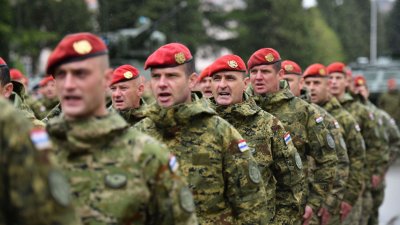 Шестнадесет години по късно Хърватия ще възстанови задължителната военна служба От 1 ви