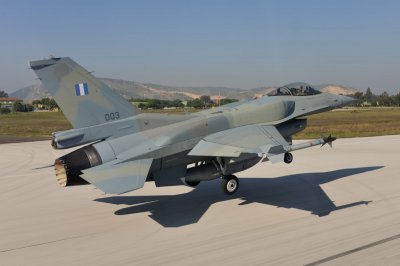 Програмата за модернизиране на гръцките изтребители F 16 Viper е в