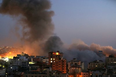Израелските сили убиха най малко 24 палестинци при три отделни въздушни