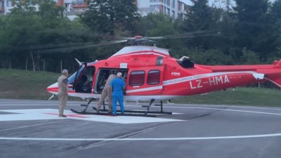 Късно снощи медицинският хеликоптер се включи в спасителна акция във