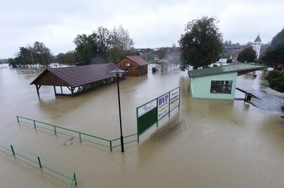 Проливни дъждове причиниха наводнения в Източна Чехия предаде ДПА като