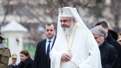 Румънският и сръбският патриарх поздравиха новия български духовен водач Патриархът