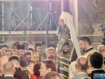 Новоизбраният български патриарх Даниил получи инсигниите знаците на патриаршеското достойнство