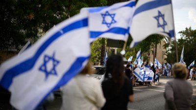 Израелската полиция влезе в сблъсъци с еврейски заселници на окупирания