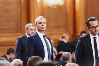 Възраждане влиза в нова група в Европарламента 