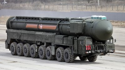 Русия провежда ядрени учения с мобилни установки "Ярс"