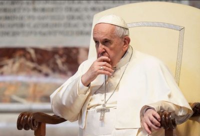 Дързък архиепископ поиска оставката на папата, отлъчиха го за разкол 
