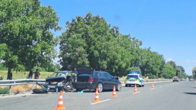 Катастрофа затруднява трафика по пътя Пловдив - Пазарджик