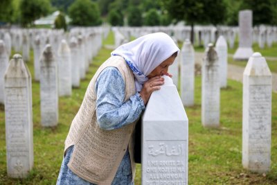 29 години от клането в Сребреница
