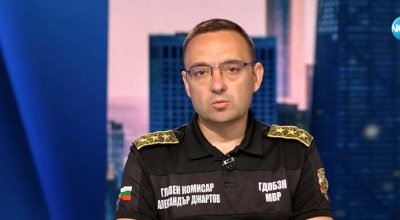 Комисар Джартов: Поискахме два хеликоптера от чужбина за борбата с пожарите