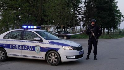 Полицай е убит тази нощ в Сърбия