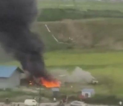 Самолет се разби в Катманду с 19 души на борда