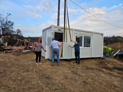 Във Воден благодарят на Пеевски за къщите с молитва 