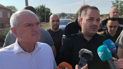 Калин Стоянов за пожара в "Беклемето": Възможно е да има умишлен палеж