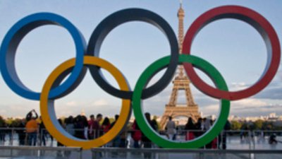 Олимпиадата в Париж официално ще започне с уникално шоу по