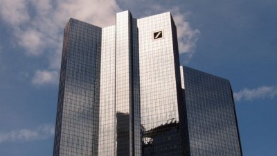 Deutsche Bank AG която е най голямата германска банка за второто
