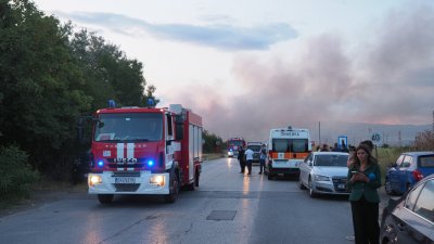 Единият ранен при взривовете в склад за фойерверки е починал