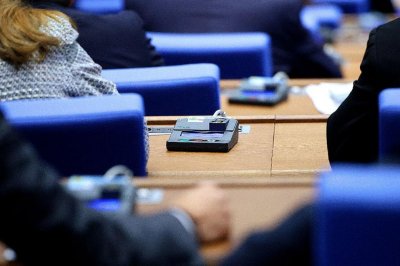 Парламентът прие и на второ четене промени в реда за определяне на обезщетенията за безработица за осигуряващите се в България и в страна член на Европейския