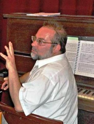 Почина виртуозът на пианото проф. Тодор Петров