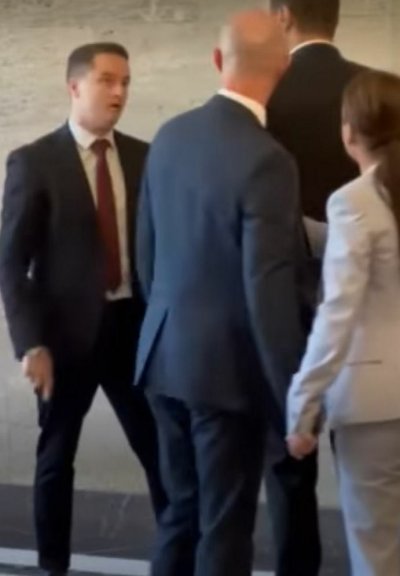 Хомоеротичният сблъсък между копейката Коста Стоянов и депутата от ПП