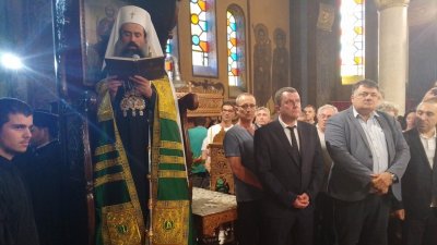 Патриарх Даниил отслужи в Перник архиерейска вечерня