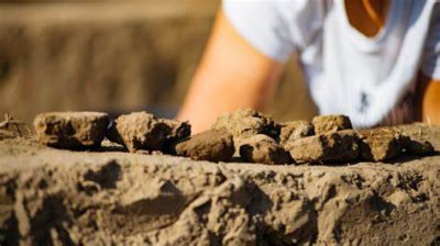 Уникални находки изникнаха при разкопки в село Капитан Петко войвода