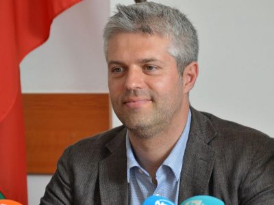 Кметът на Варна към учителите: Не се страхувайте