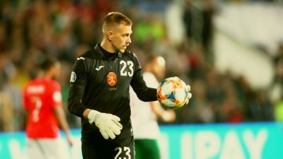 Пламен Илиев под въпрос за контролата с Парагвай