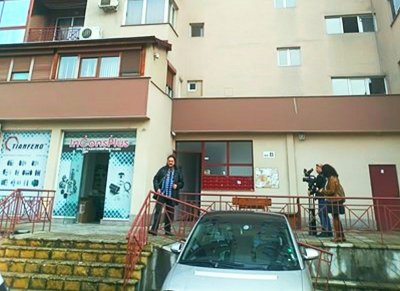 Синът, убил майка си в Пловдив, я удрял с ваза по главата