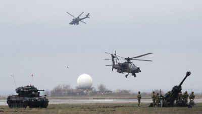 Миналата седмица във военновъздушната база на НАТО в германския град Гайленкирхен провинция