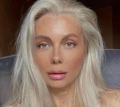 Венета Райкова най накрая остави в миналото връзката си с Тихомир