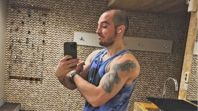 Това лято е работно за Николаос Цитиридис и половинката му