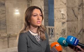 Председателят на 50 ото Народно събрание Рая Назарян сне имунитета на