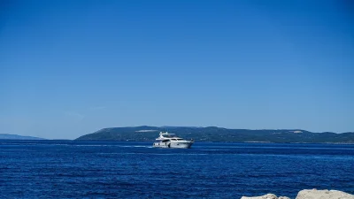 Ливански граждани и хора от други страни използват и морския