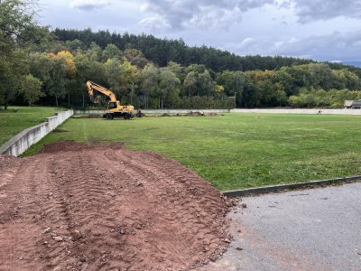 Ремонтните дейности на базата на червените в Панчарево продължават с