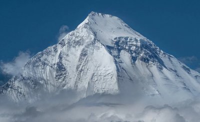 Петима руски алпинисти загинаха при изкачване на връх Дхаулагири 