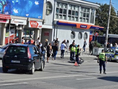 Катастрофа между автомобил и мотор е станала на пазара в