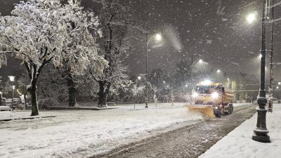 Предстоящата зима може да е по студена и с повече