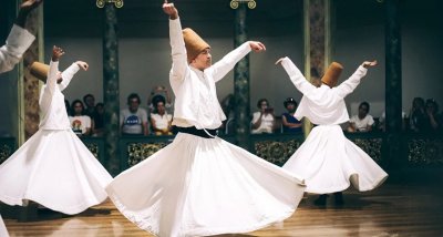 Спектакъл представя древното танцово изкуство на дервишите