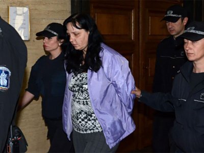 Намалиха присъдата на акушерката Емилия Ковачева
