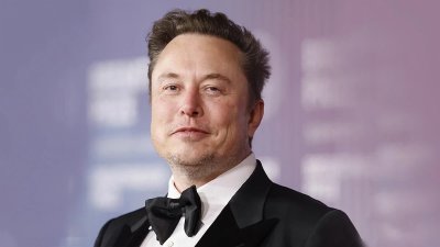 Главният изпълнителен директор на автомобилната компания Тесла Tesla Илон Мъск