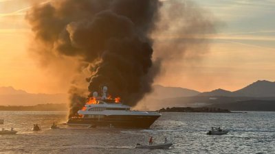 Снимката е илюстративнаБългарска яхта за 20 милиона евро изгоря на