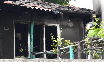 Мъж загина при пожар в дома си в Перник