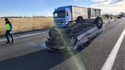 Верижна катастрофа между четири автомобила и камион на магистрала Тракия